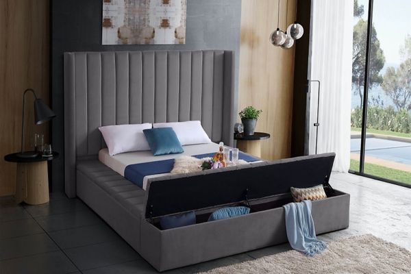 stylish bedroom sets and furniture